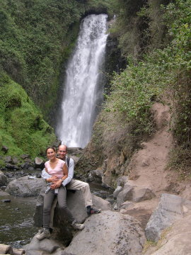 ecuador-cascade-raphanddel